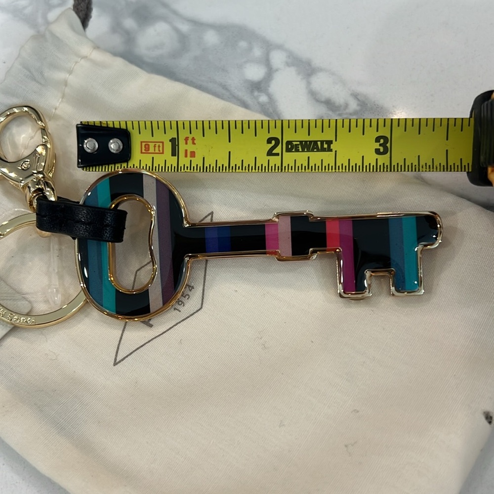 Cute.๐๏ธ๐๏ธFOSSIL Key Chain - Picture 5 of 12